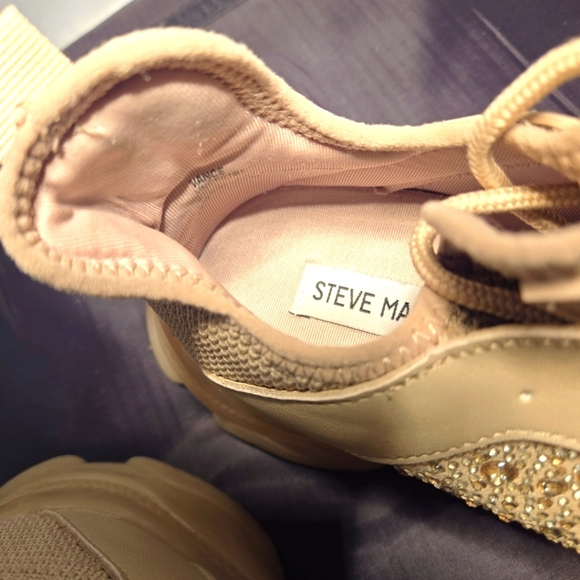 STEVE MADDEN VANCE Nude Blush Low-top Sneakers Rhinestones Women size 9M - Picture 5 of 13